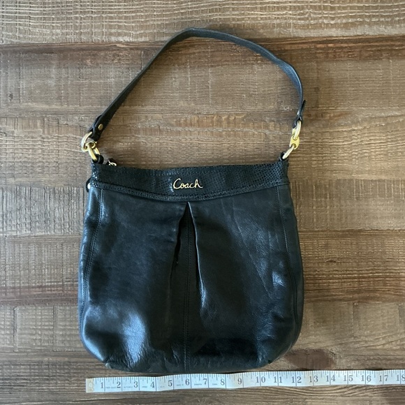 Coach Ashley Leather Hippie Pleated Shoulder Bag in black Snakeskin Trim. - Picture 12 of 13